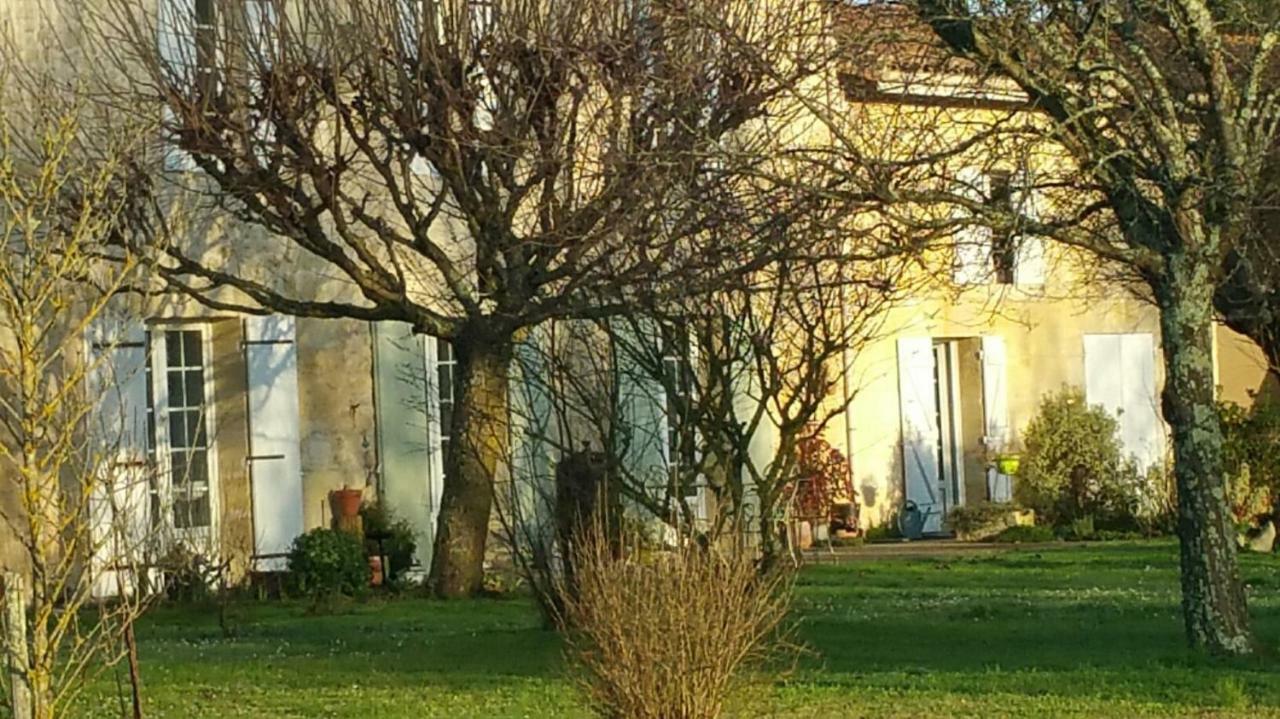 Gite Entre Bordeaux Et Saint-Emilion Genissac Ngoại thất bức ảnh